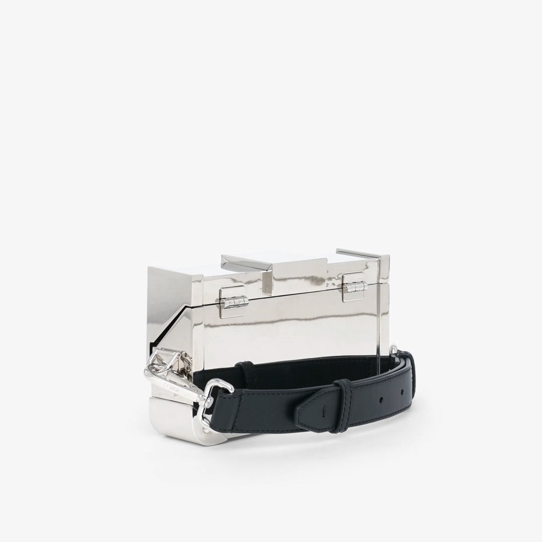 حقيبة Baguette Trunk ميني