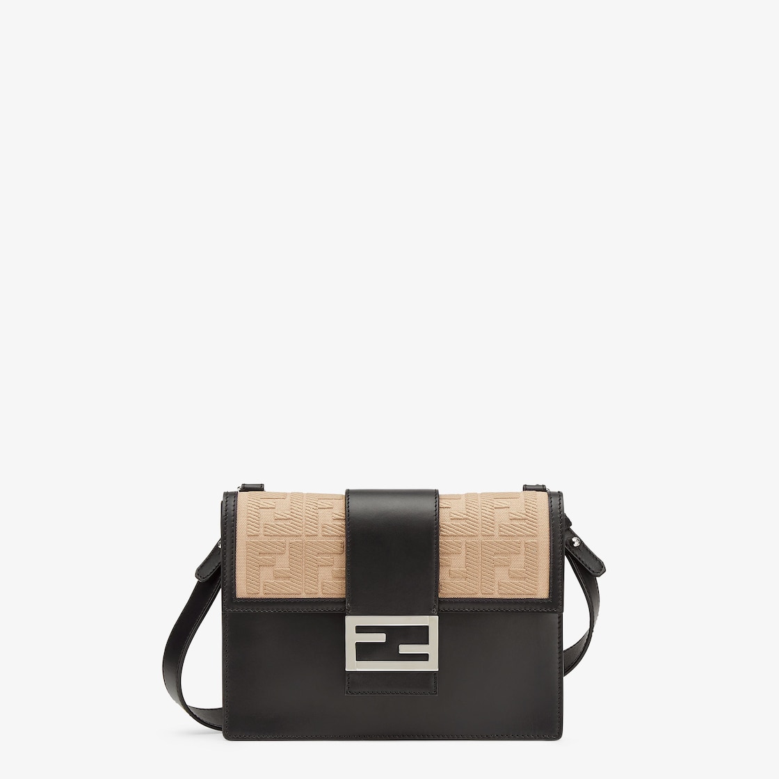 フェンディ/FENDI マイクロ フラット バゲット レザー バッグ サイズ