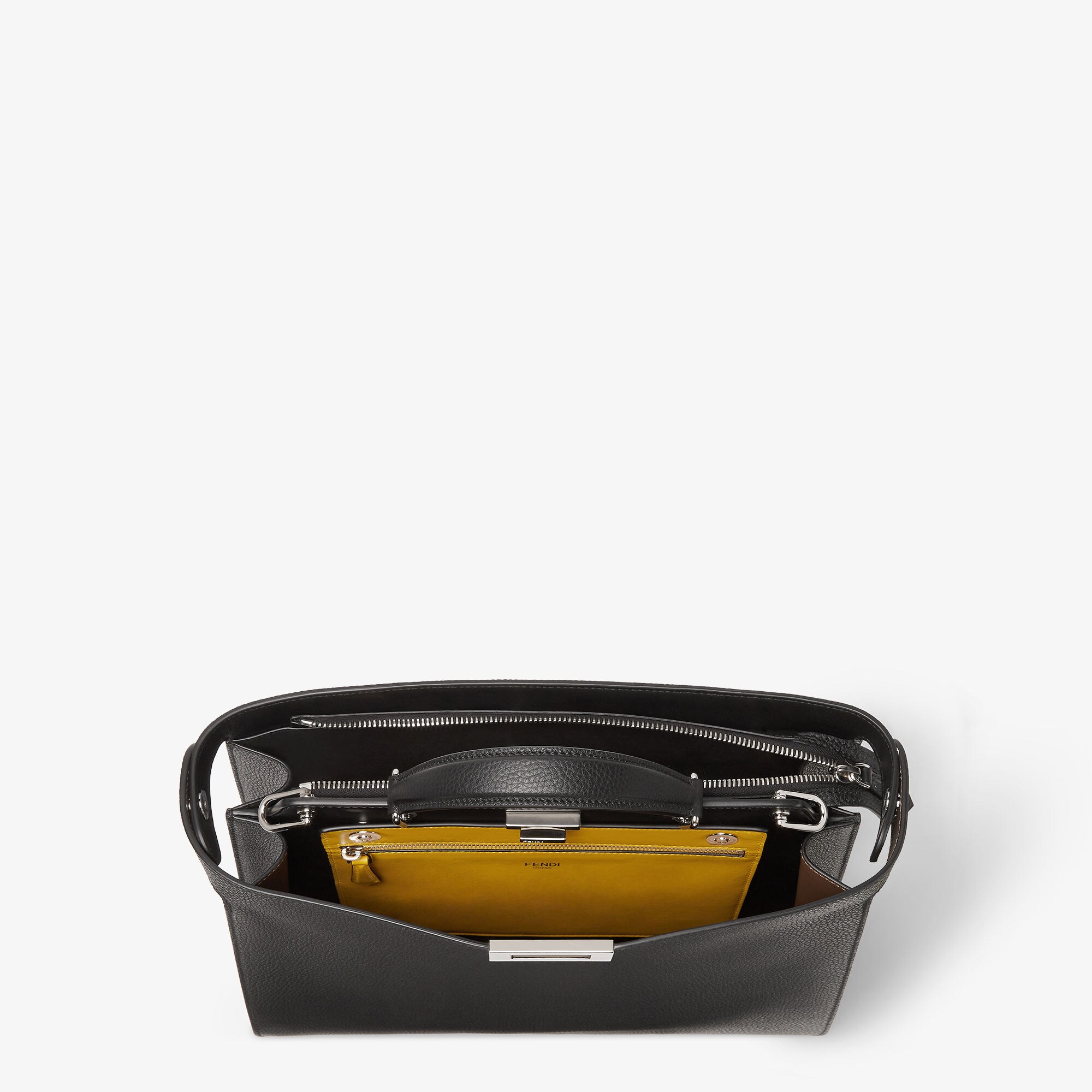 ピーカブー ISeeU ミディアム レザー ブラック | Fendi