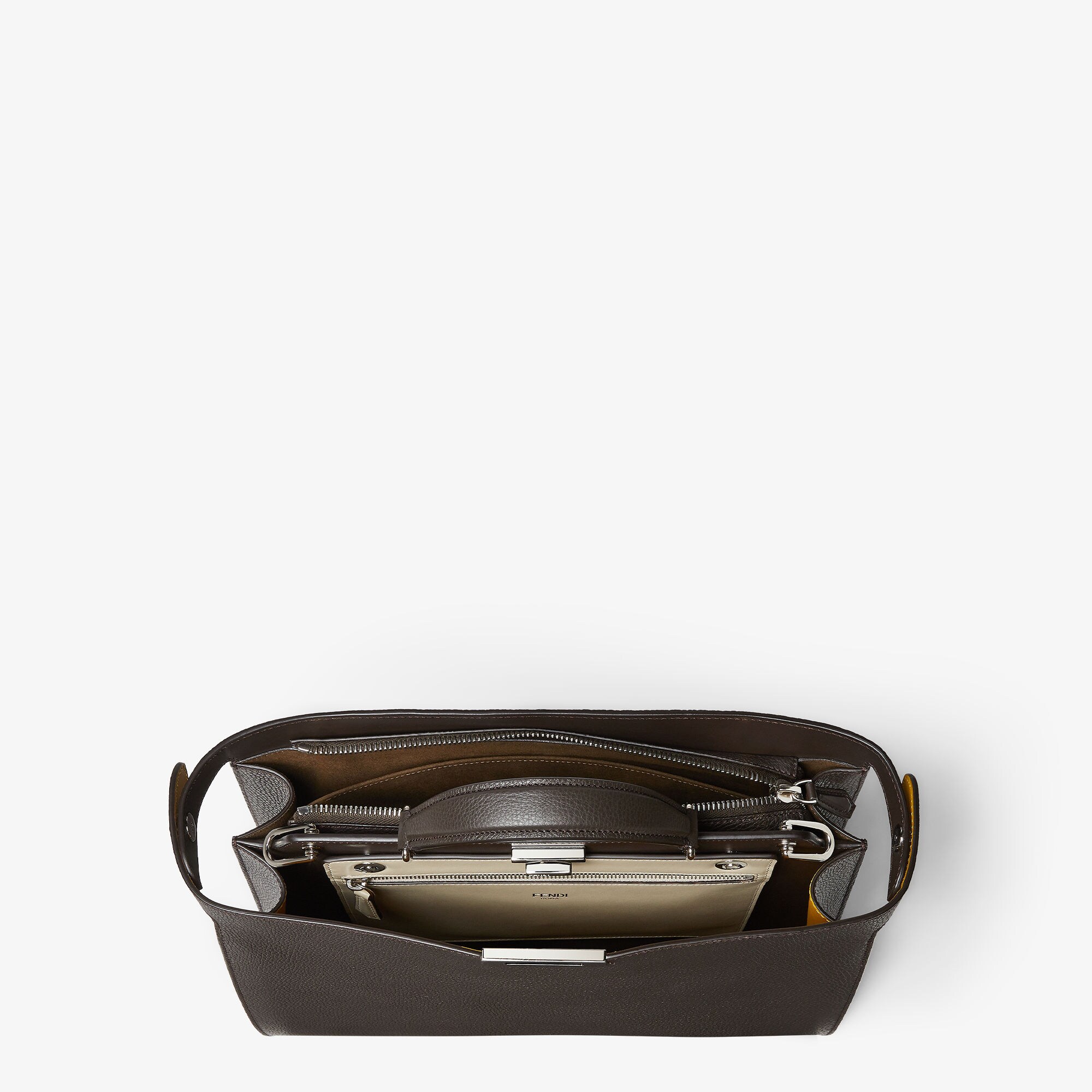ピーカブー ISeeU ミディアム レザー ブラウン | Fendi