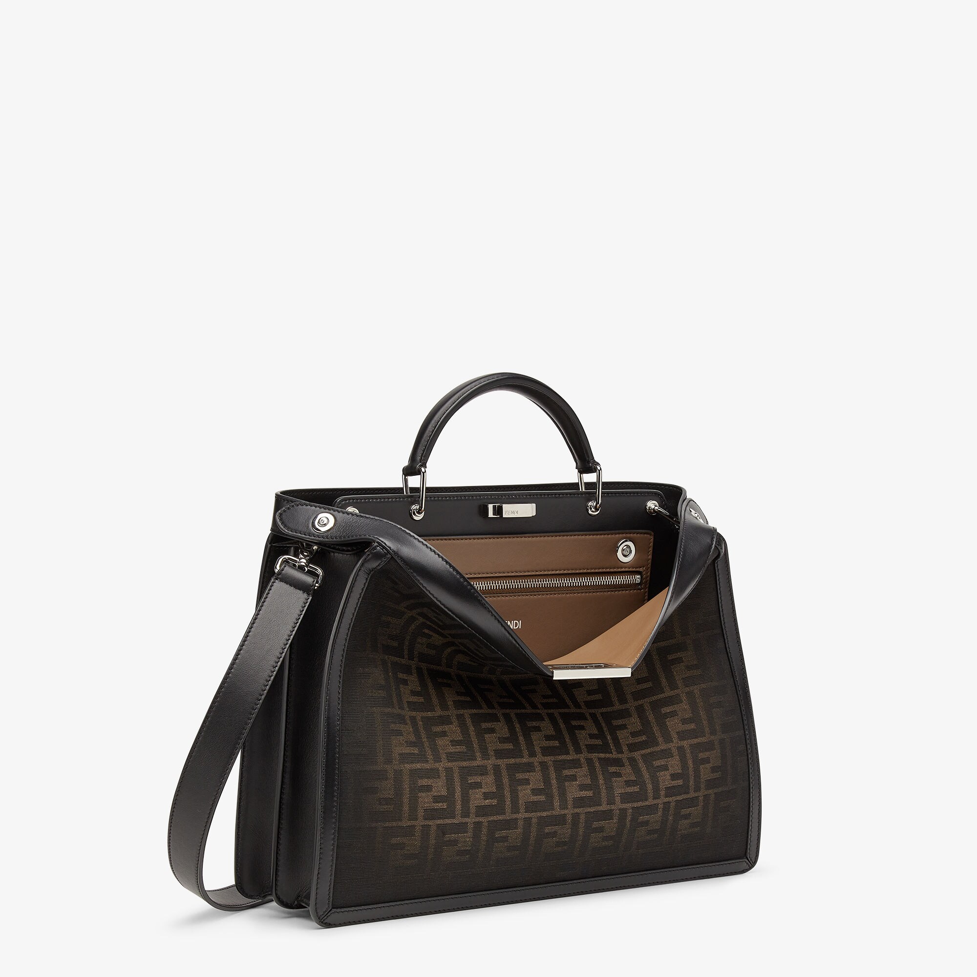 バゲット レザー ブラック | Fendi