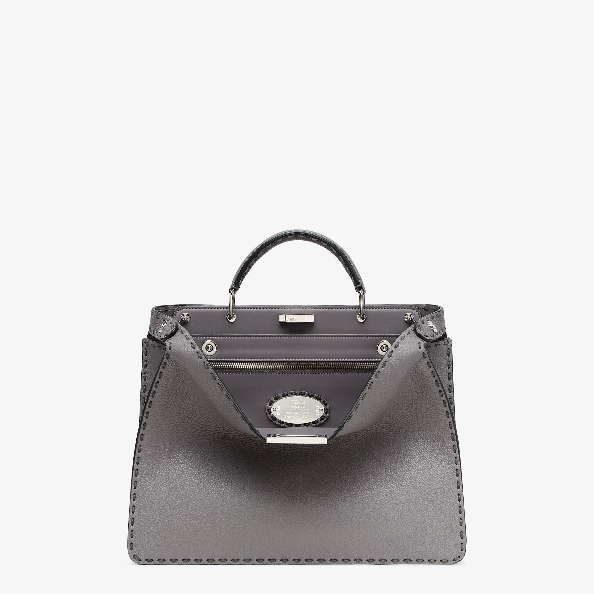 ピーカブー ISeeU セレリア ミディアム カーフレザー グレー | Fendi