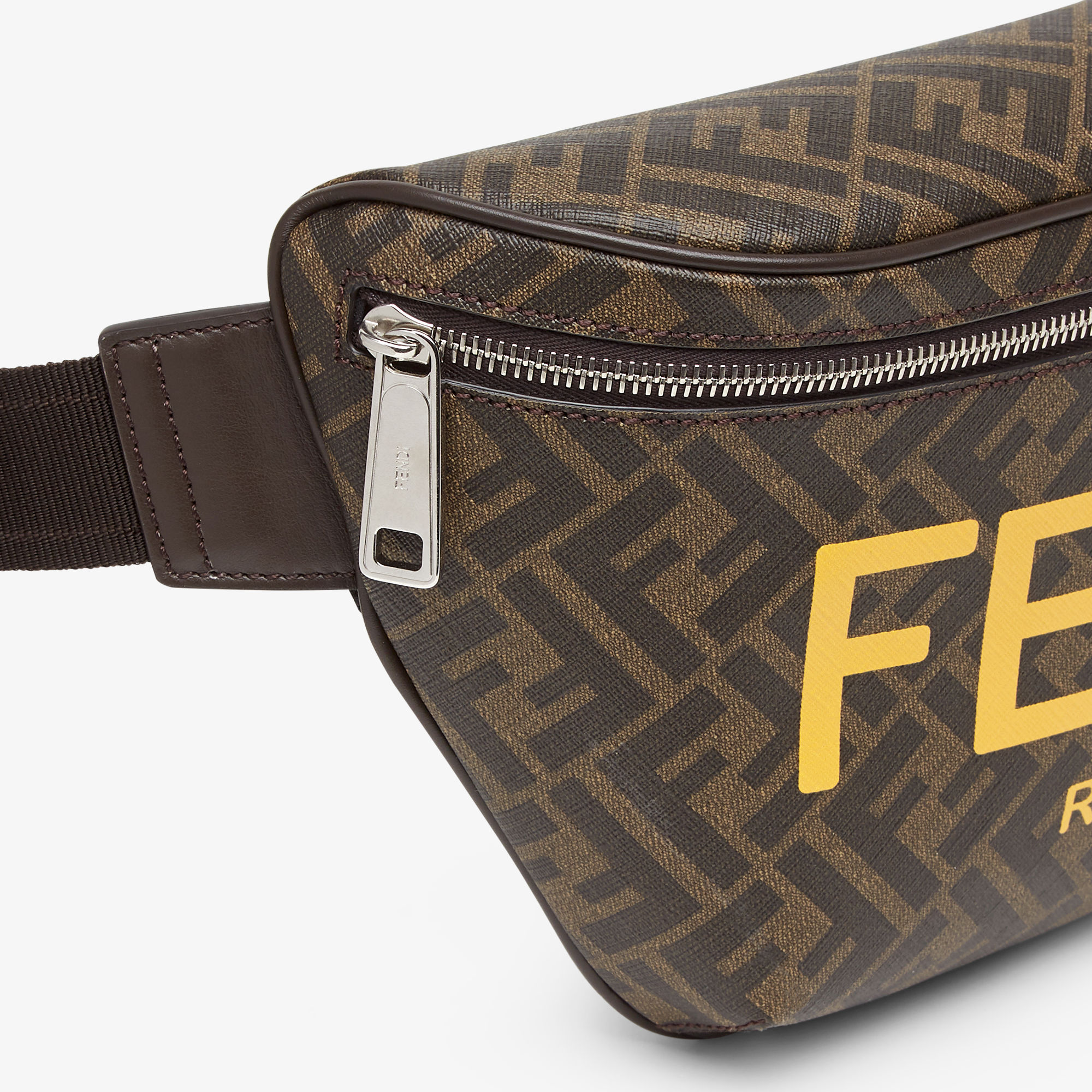 ベルトバッグ - ブラウンFFファブリック ベルトバッグ | Fendi