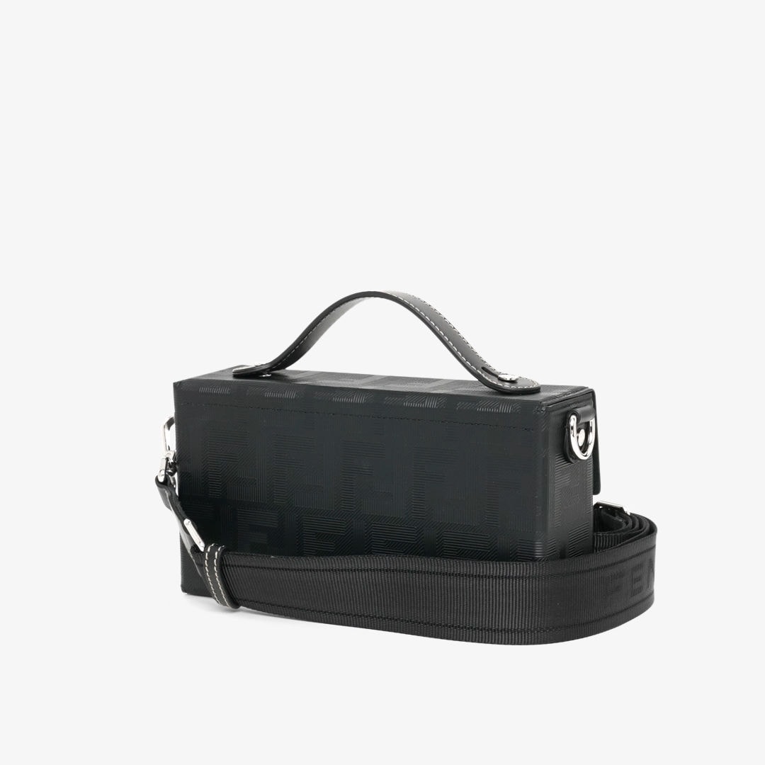 バゲット ソフトトランク レザー ブラック | Fendi バゲット ソフトトランク レザー ブラック | Fendi