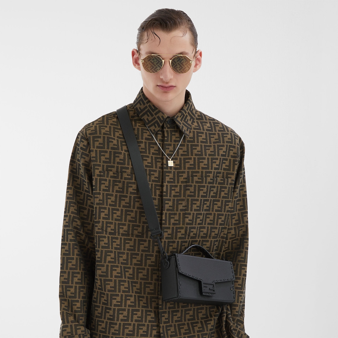 セレリア ソフトトランク バゲット カーフレザー ブラック | Fendi セレリア ソフトトランク バゲット カーフレザー ブラック | Fendi