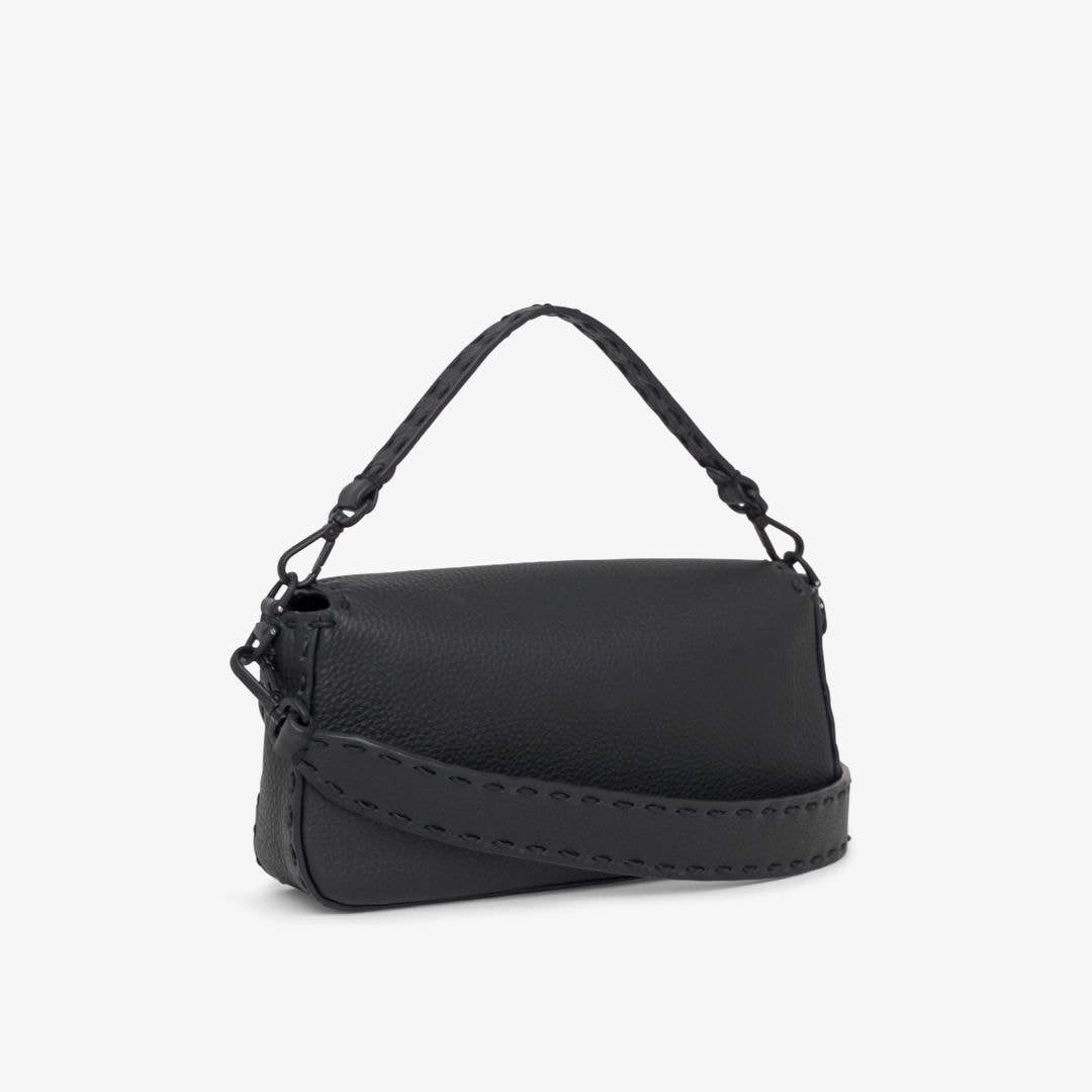 Regular Baguette Cuoio Romano leather Black | Fendi Regular Baguette Cuoio Romano leather Black | Fendi