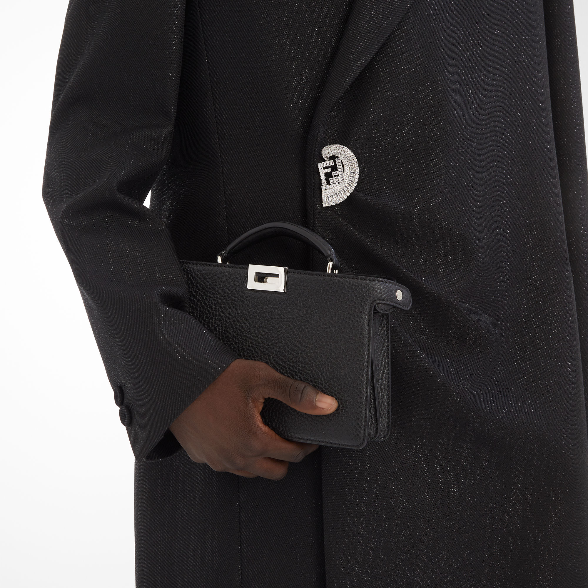 Peekaboo ISeeU X-Cross Leather Black | Fendi