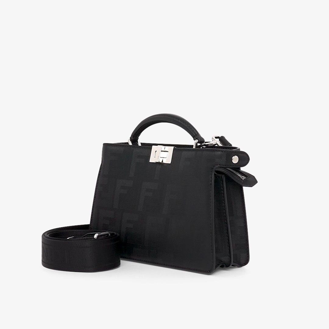 Peekaboo ISeeU XCross - Black leather bag | Fendi