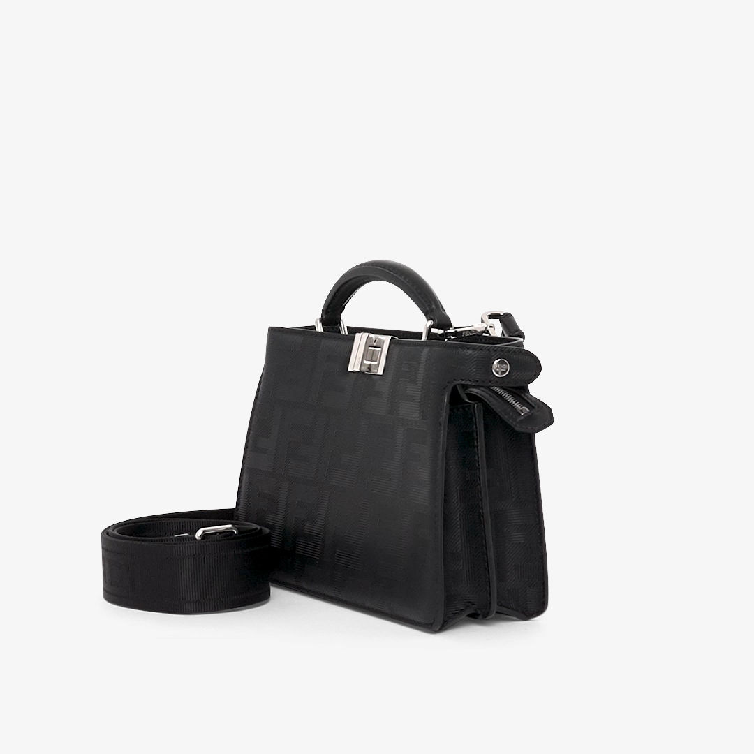 ピーカブー ISeeU エックスクロス レザー ブラック | Fendi ピーカブー ISeeU エックスクロス レザー ブラック | Fendi