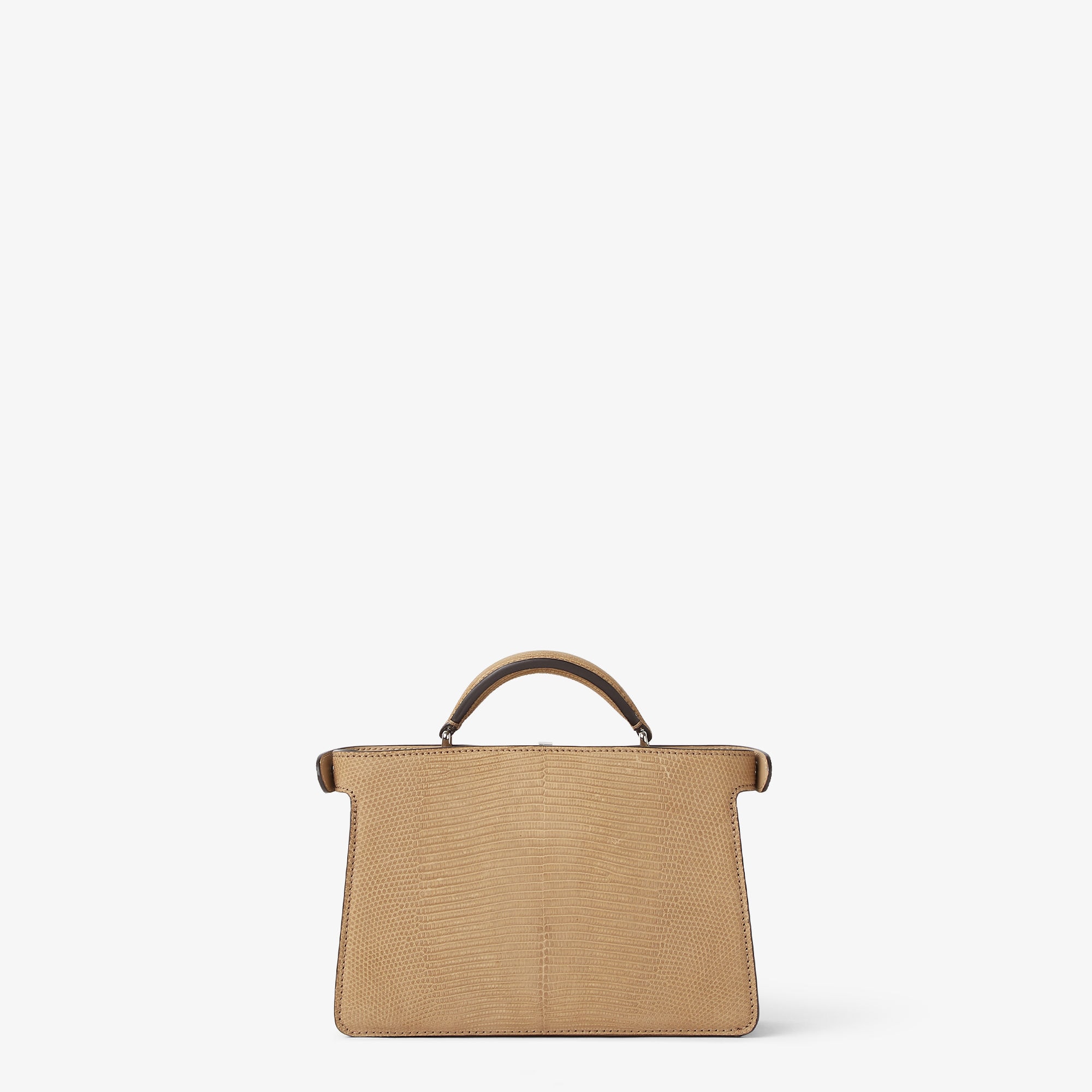 7VA582AV8IF19VE_04?wid=2000&