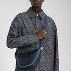 حقيبة Fendi Melon بحجم صغير مع Fendi Roma من الجلد