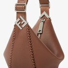 حقيبة Fendi Melon بحجم صغير مع Fendi Roma من الجلد