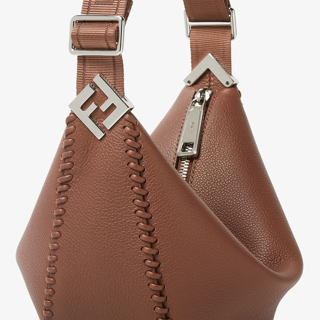 メンズ デザイナー バッグ | FENDI JP メンズ デザイナー バッグ | FENDI JP