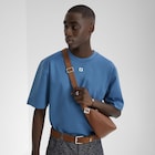 حقيبة Fendi Melon بحجم صغير مع Fendi Roma من الجلد