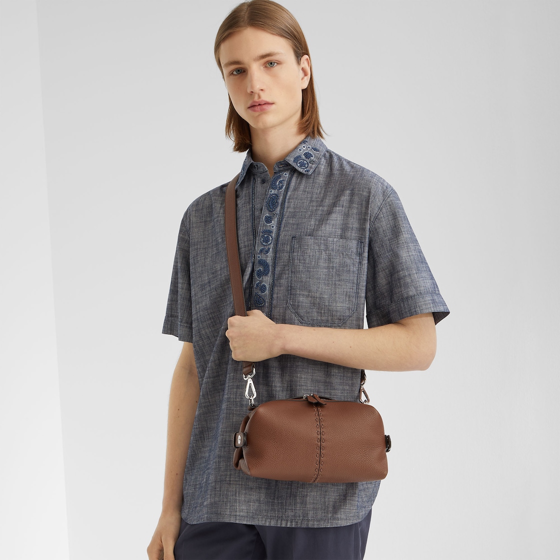 メンズ デザイナー バッグ | FENDI JP メンズ デザイナー バッグ | FENDI JP