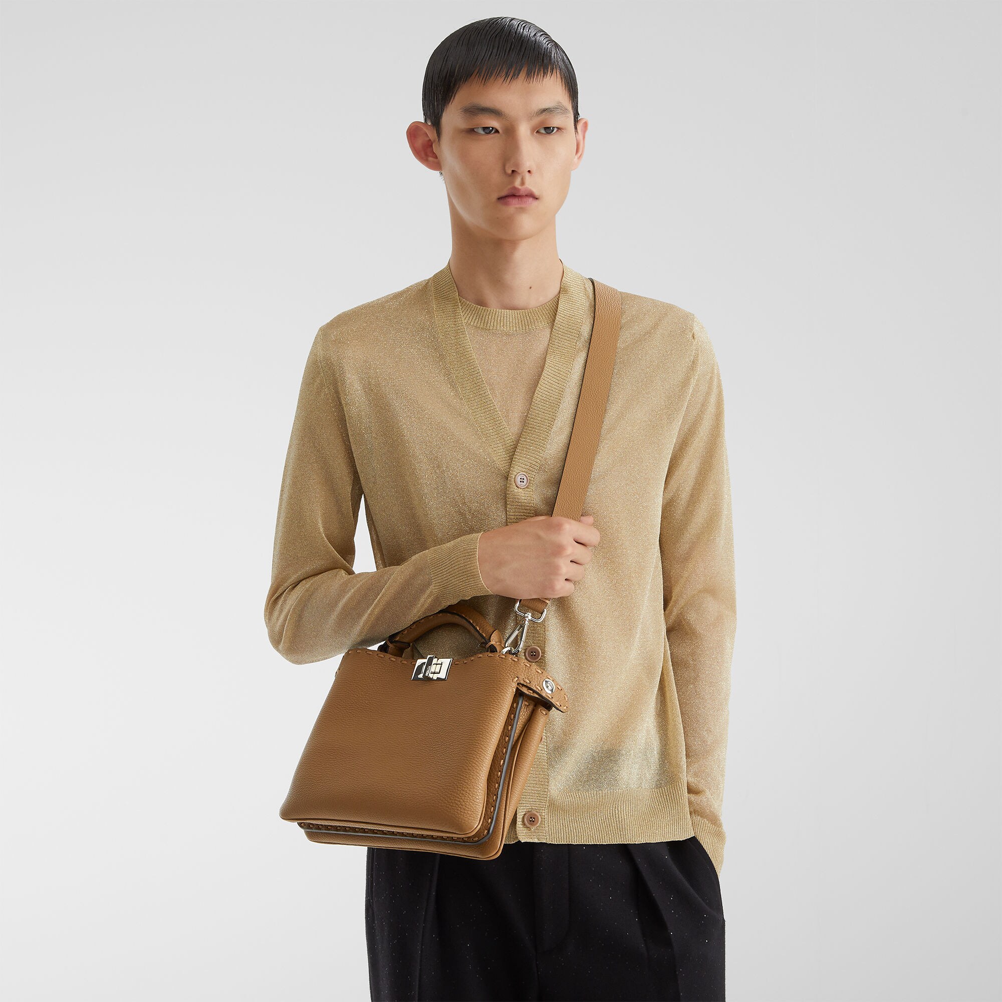 ピーカブー ISeeU スモール レザー ベージュ | Fendi