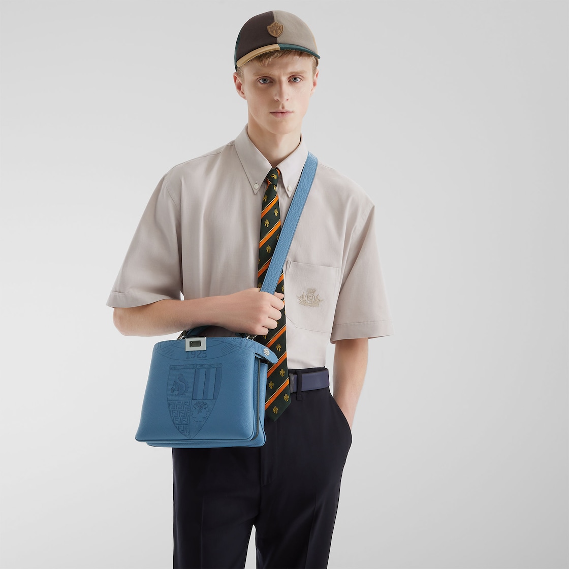 ピーカブー ソフト スモール カーフレザー ブルー | Fendi ピーカブー ソフト スモール カーフレザー ブルー | Fendi