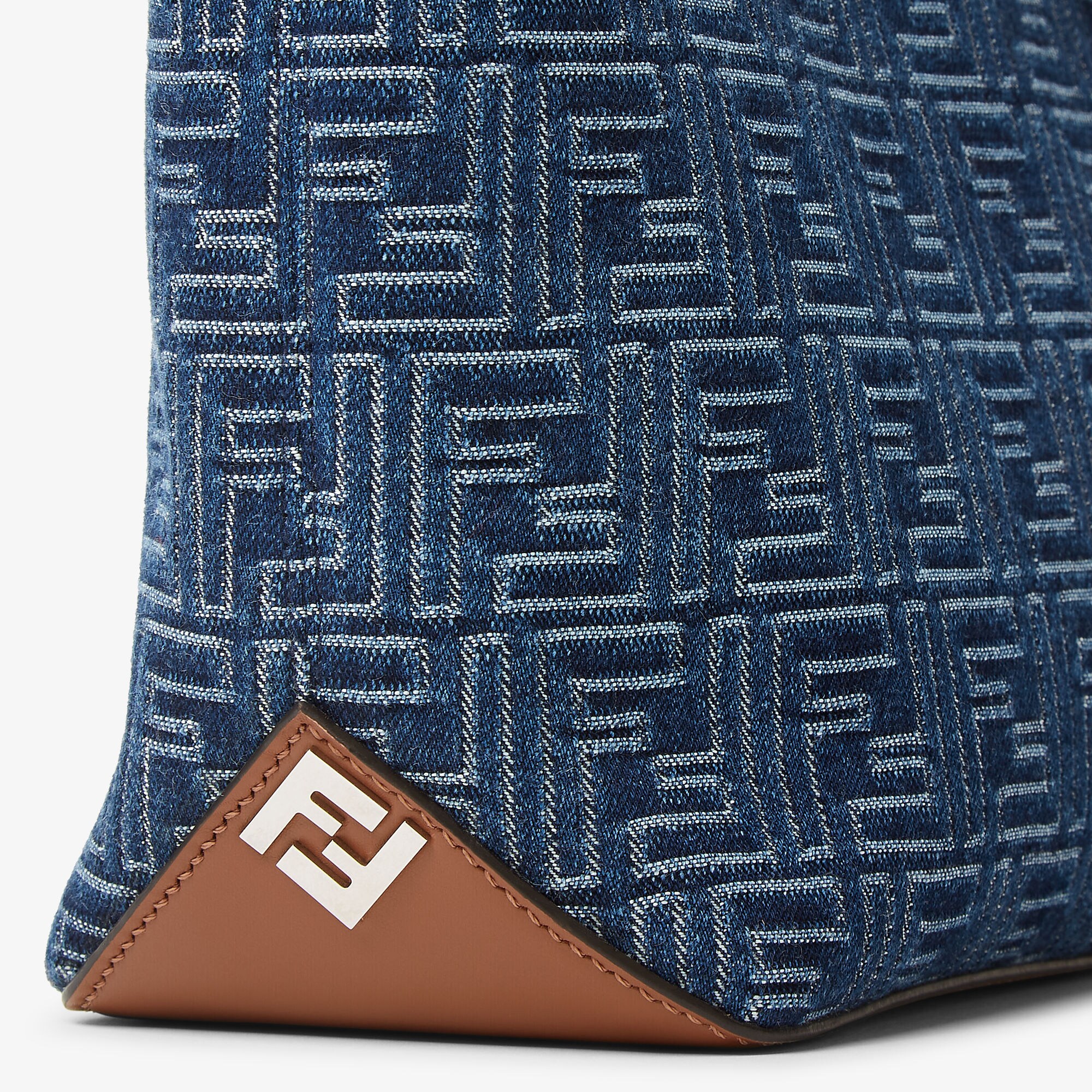 FFショッピングバッグ スモール ファブリック ブルー | Fendi