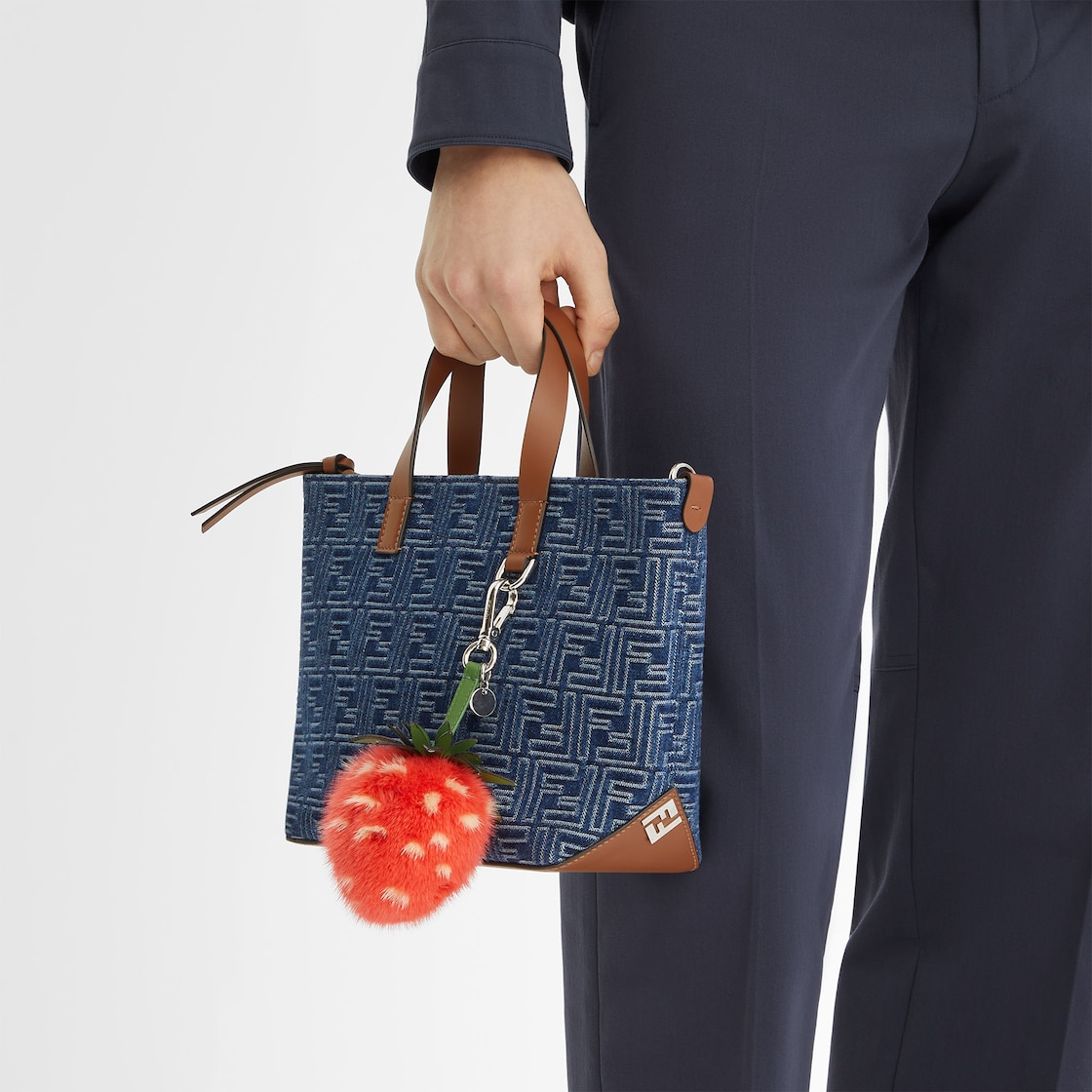 メンズ デザイナー バッグ | FENDI JP メンズ デザイナー バッグ | FENDI JP