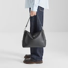 FENDI Lui大型款式的影像 2/8