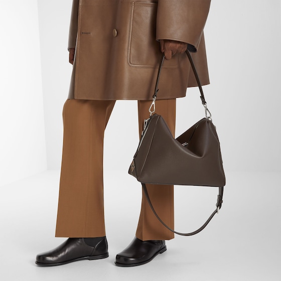 Fendi Large Lui bag with a soft design, made of dark brown | Thumbnail 2