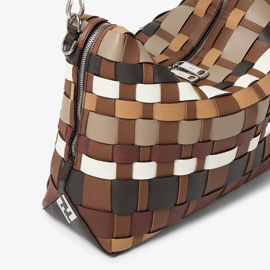 フェンディ ルイ ラージ