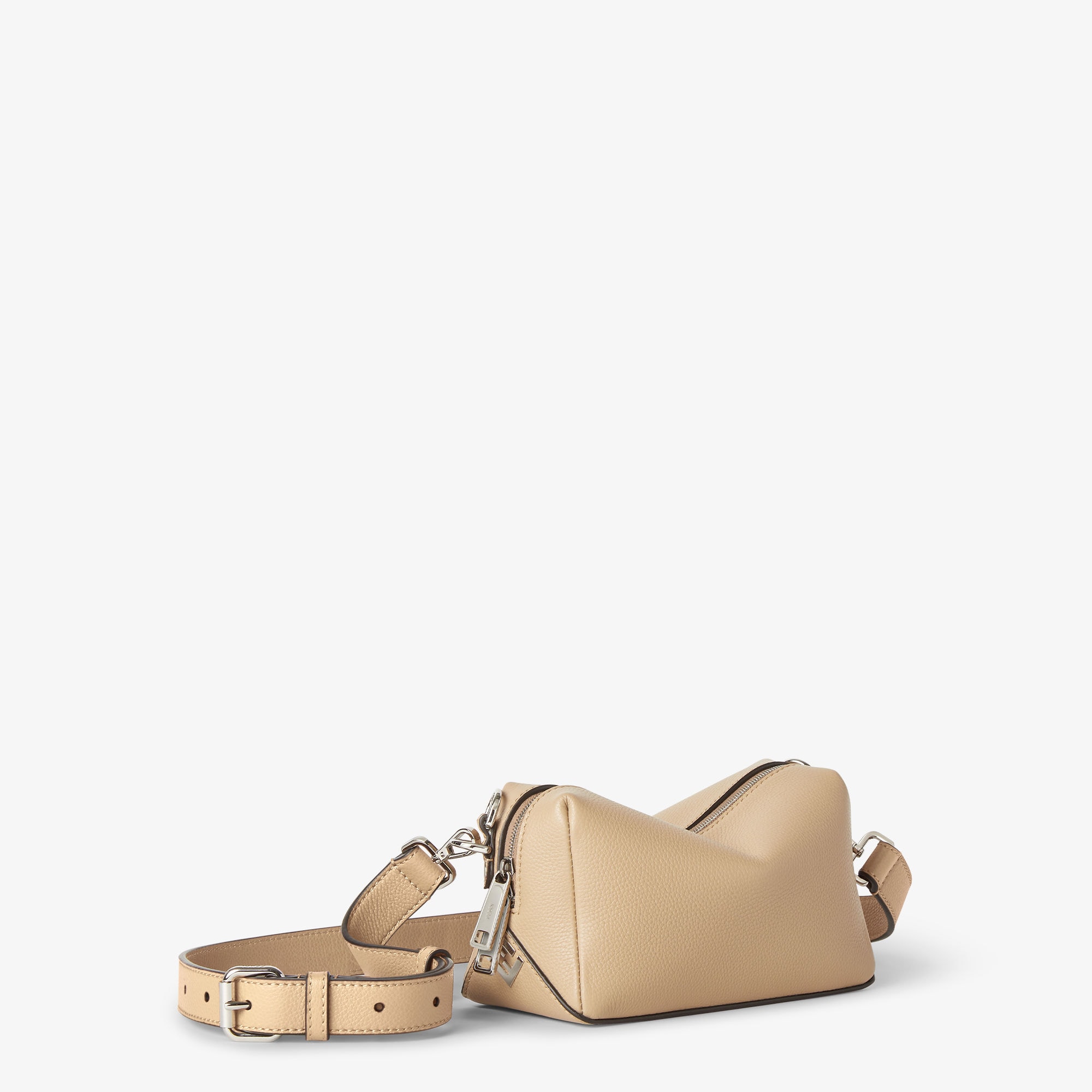 【未使用級】FENDI フェンディ　ケース　バグズアイ　ベージュ　レザー 未使用級】FENDI フェンディ コインケース バグズアイ ベージュ