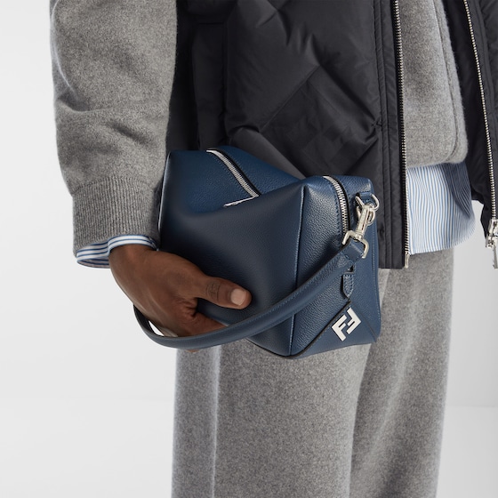 Fendi Medium Lui bag with a soft design, made of dark blue | Thumbnail 3