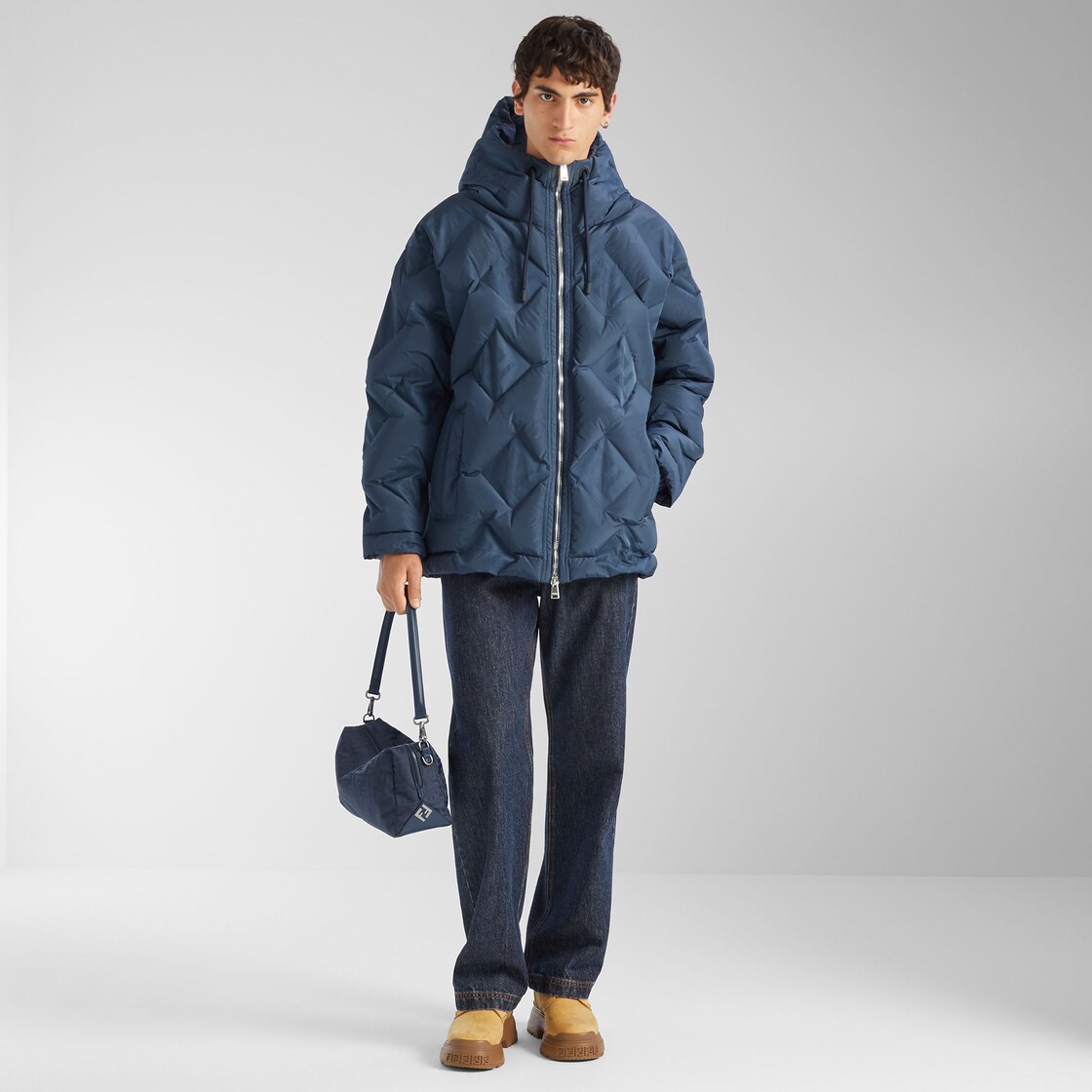 スクエアFF フェンディ ルイ ミディアム