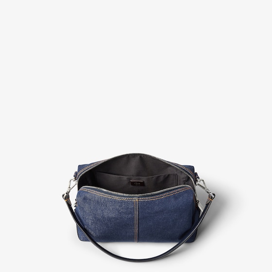 Fendi Medium-sized Lui bag with a soft construction, made | Thumbnail 4