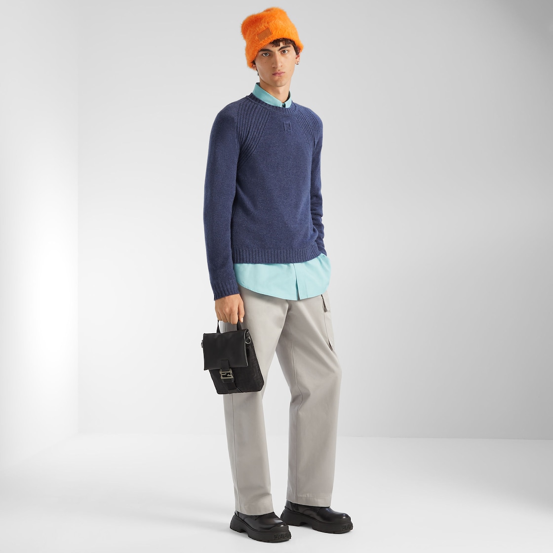 FENDI Flux斜背包