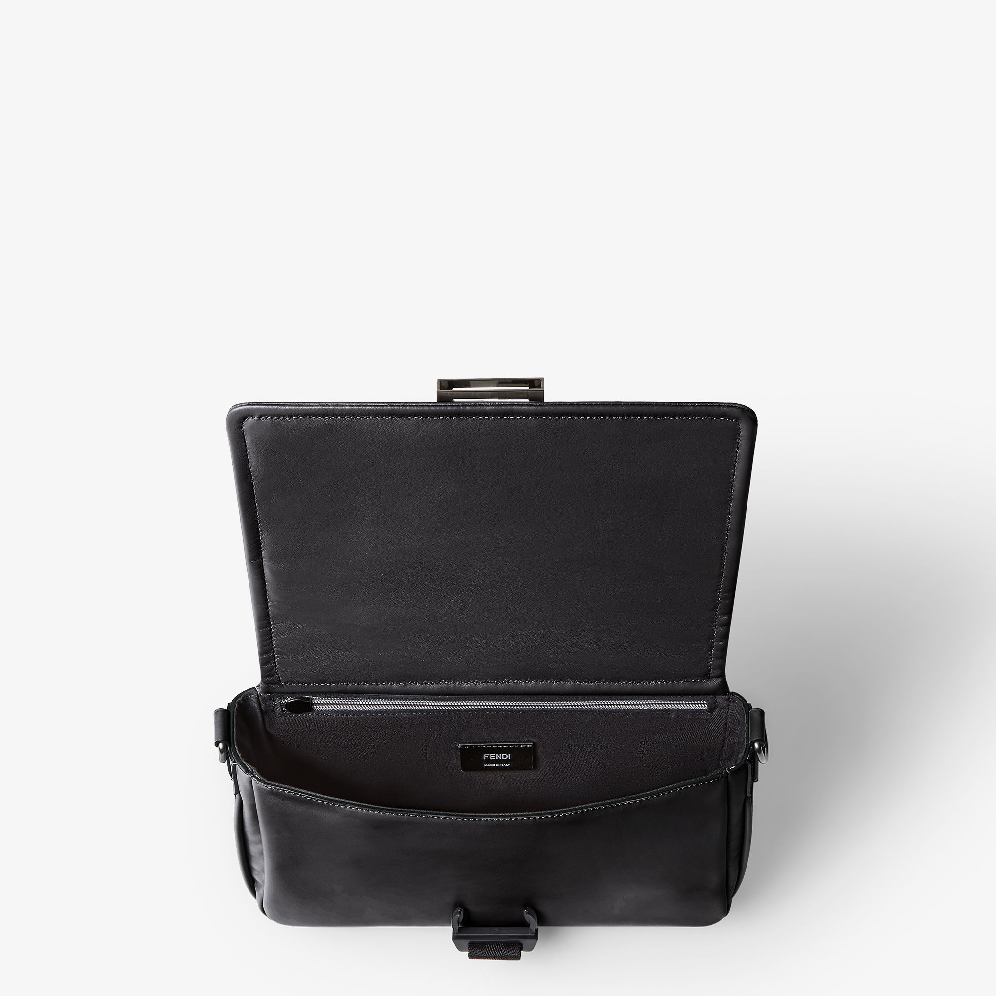 フェンディ フラックス メッセンジャーバッグ レザー ブラック | Fendi