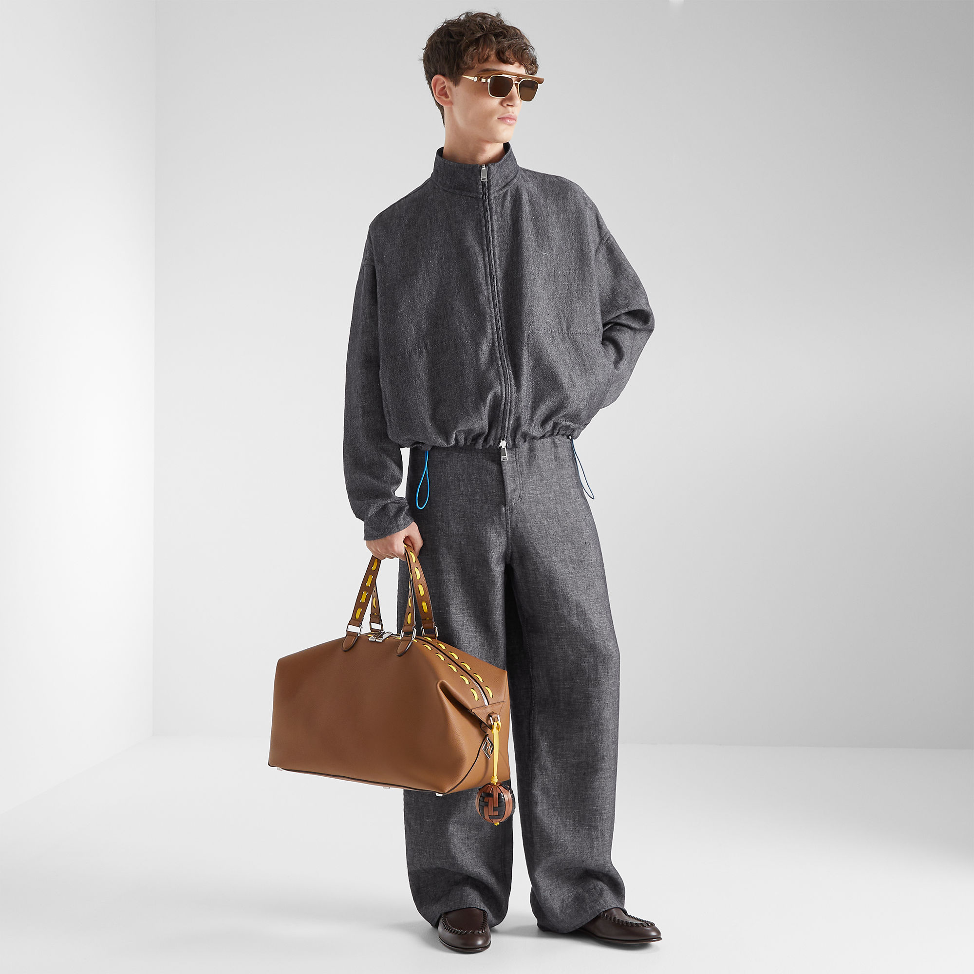 FENDI クッション　★タグ付き★　made  in ITALY【未使用品】 FFクッション ベージュ | Fendi