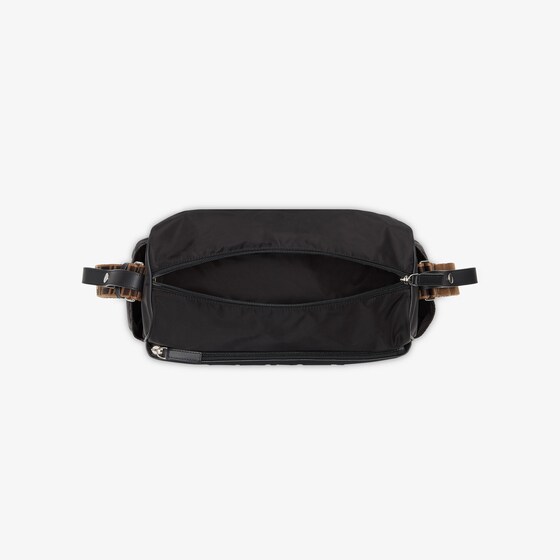 Fendi Black nylon changing bag with leather front pocket | Thumbnail 4