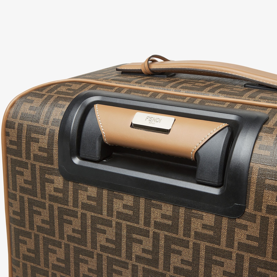 Fendi luggage outlet