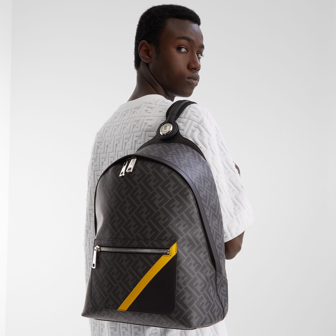 フェンディ/FENDI バッグ メンズ 癒さ BUGS ナイロン カーフ フェンディ/FENDI バッグ メンズ 癒さ BUGS ナイロン カーフ