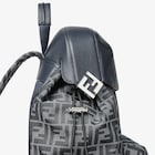 حقيبة Fendi Drive من الجاكار مع طباعة FF