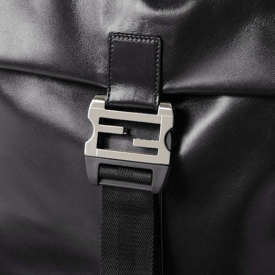 Fendi Flux backpack made of smooth black calf leather | Thumbnail 5