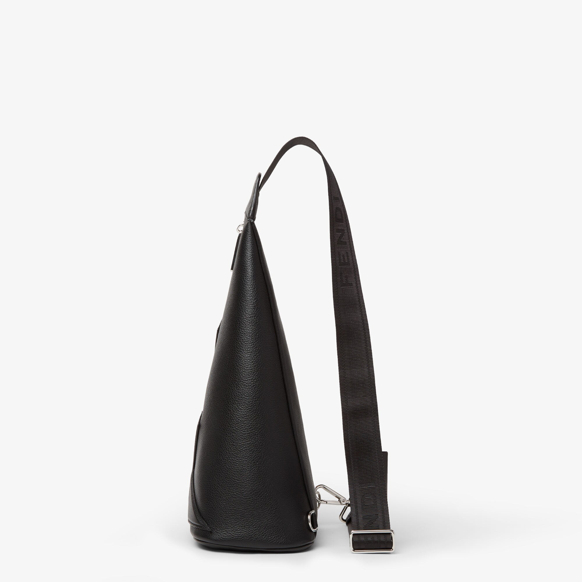 Fendi Roma レザー フェンディ コーノ ラージ レザー ブラック | Fendi