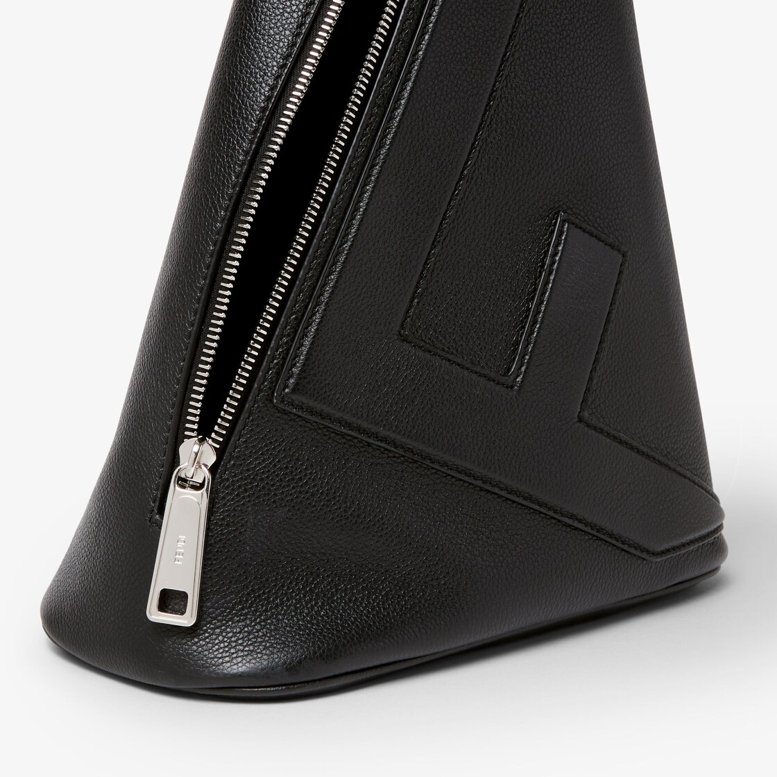Sac Fendi Cono grand format en cuir Fendi Roma