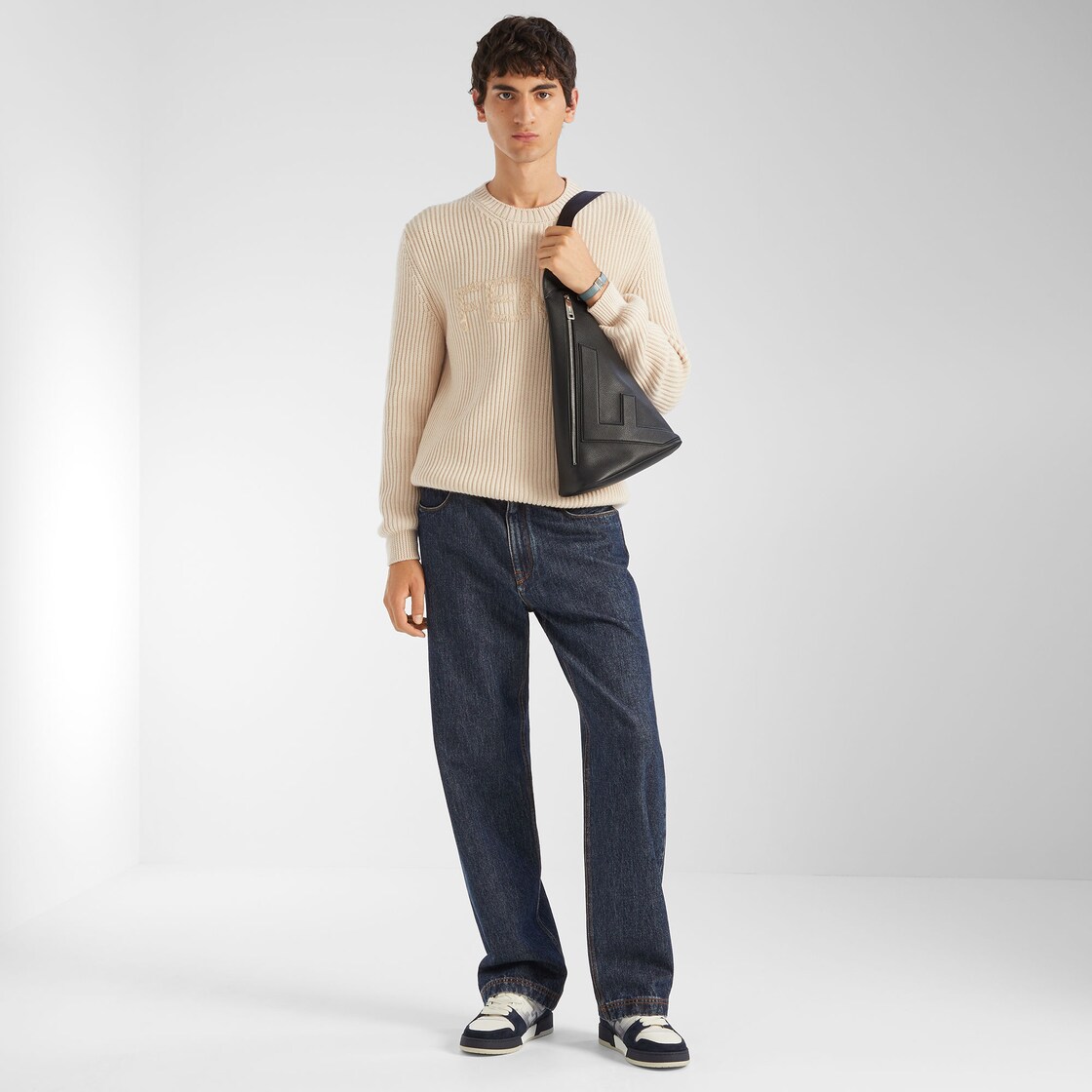 Fendi Roma レザー フェンディ コーノ ラージ