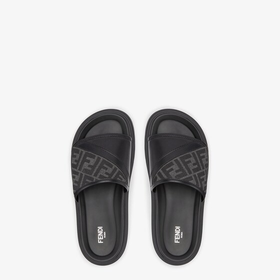 Fendi Sandals with wide padded band | Thumbnail 4