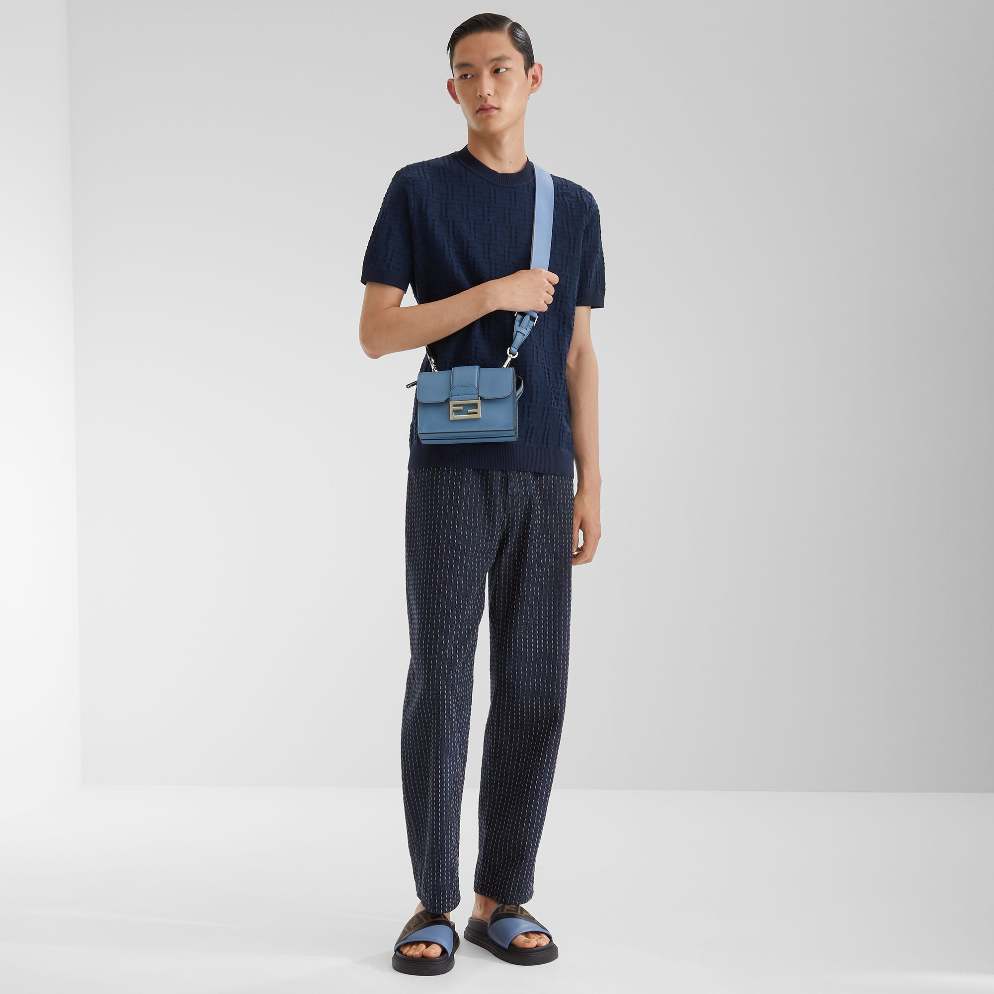 FENDI FF ロゴ ダイアゴナル サンダル ブラウン フェンディ ダイアゴナル サンダル ファブリック ブラウン | Fendi
