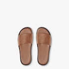 صندل Slide‎‏ ‎Fendi Roma‏ من الجلد