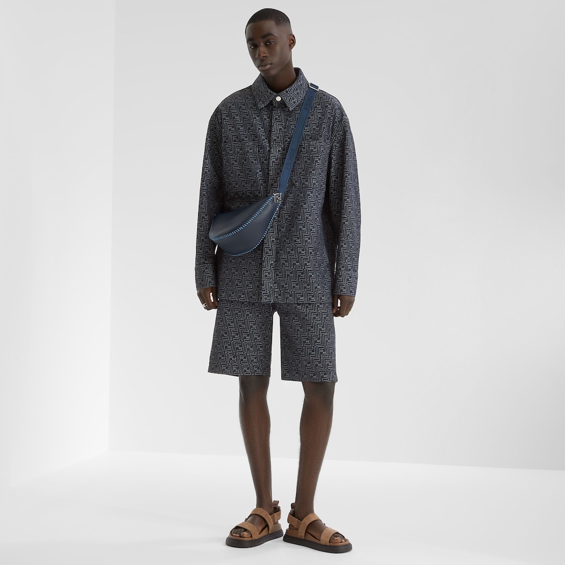 メンズ デザイナー サンダル・スライド | FENDI JP メンズ デザイナー サンダル・スライド | FENDI JP