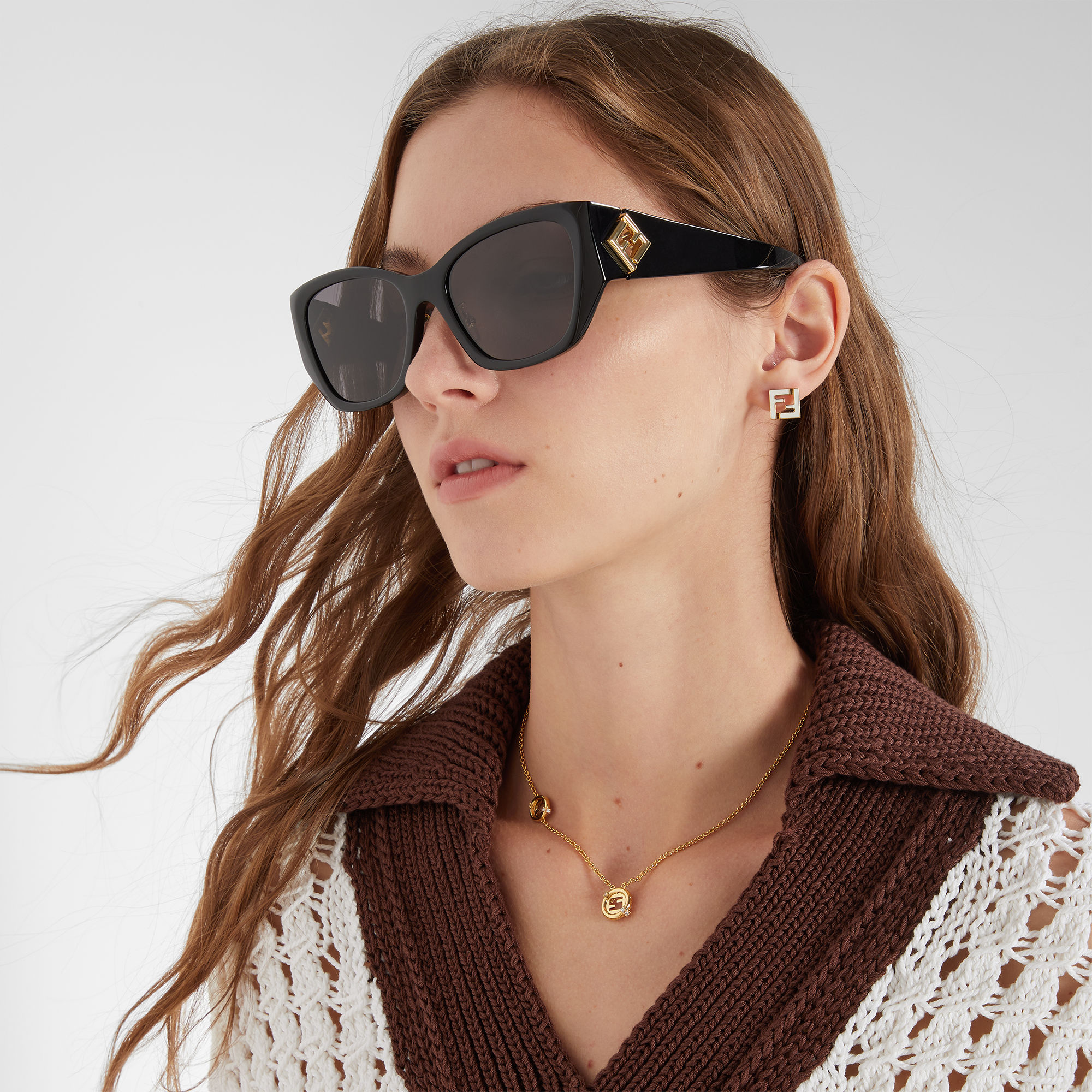 フォーエバー フェンディ ピアス ゴールド仕上げ ホワイト | Fendi