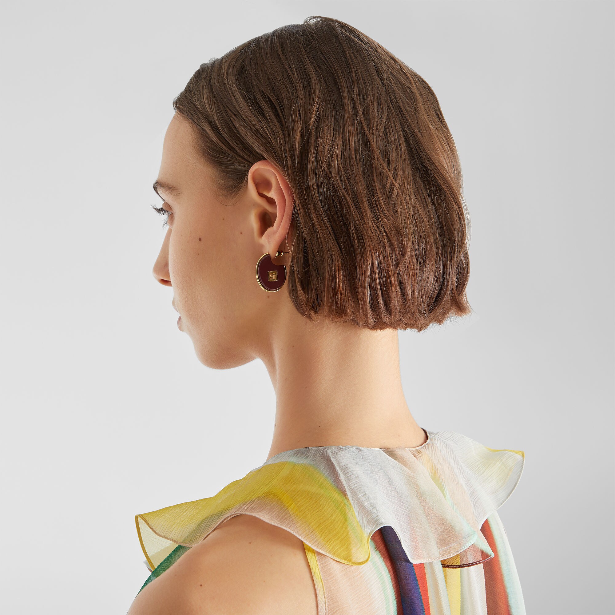 フォーエバー フェンディ ピアス レジン＆ゴールド仕上げ レッド | Fendi