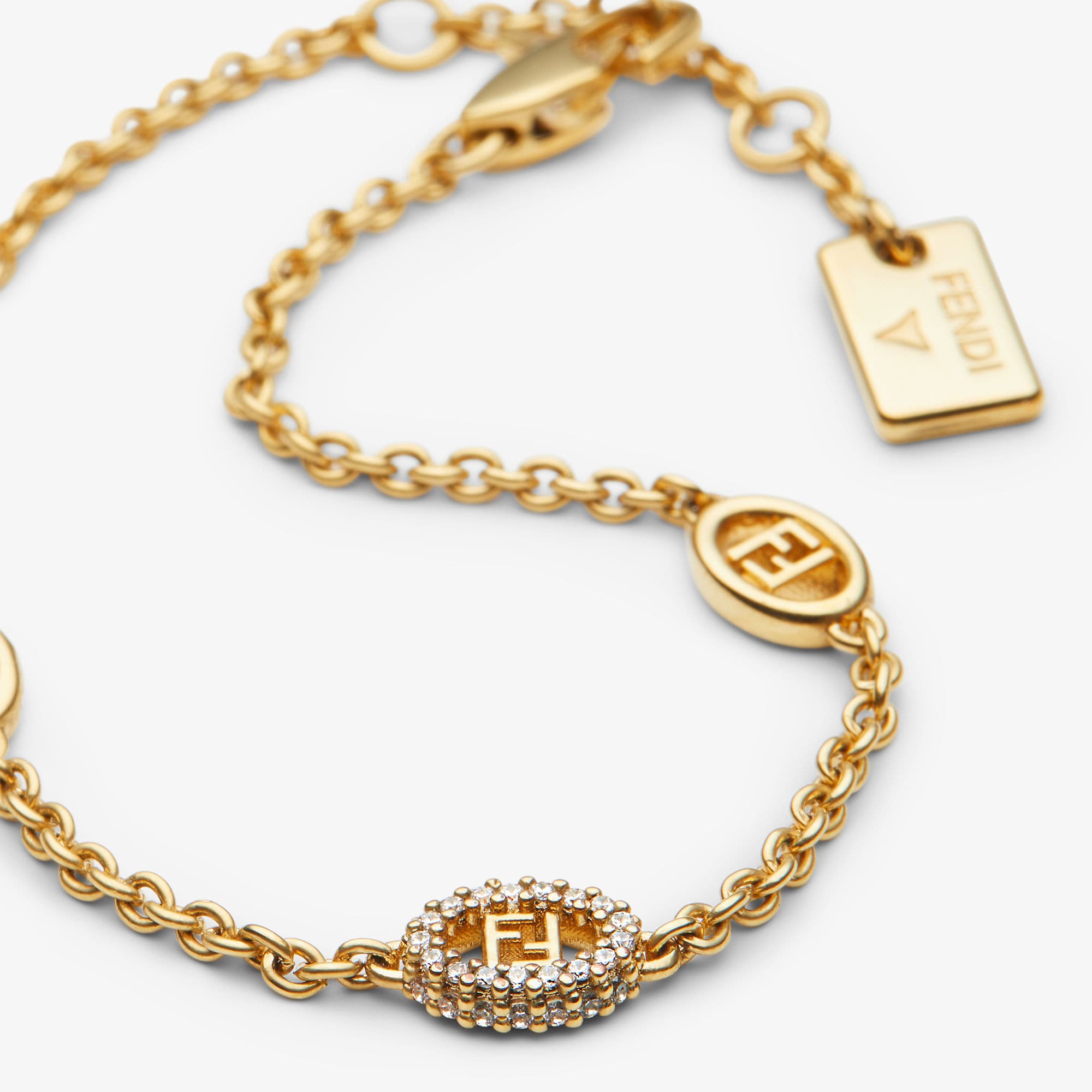 سوار Fendi Orbit سوار من المعدن والكريستال باللون الذهبي 3