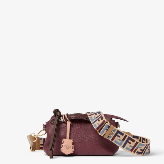 Fendi Long adjustable shoulder strap with double snap hook | Thumbnail 4