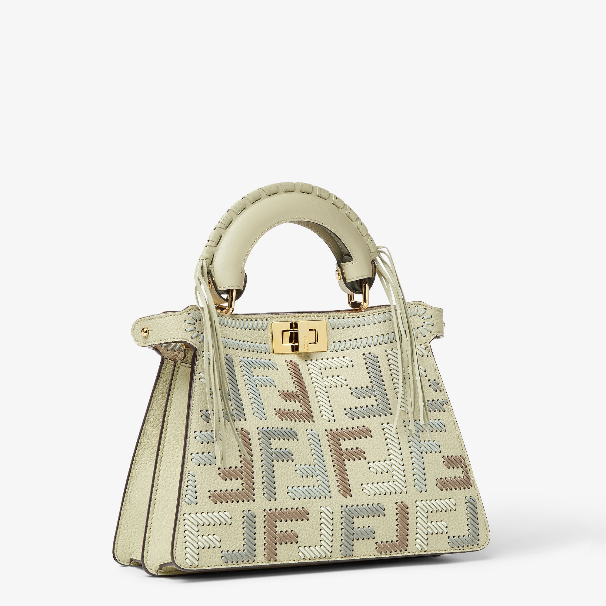 【FENDI】ピーカブー ソフト スモール グリーン フェンディ「ピーカブー ソフト スモール」バッグ、“抹茶”や
